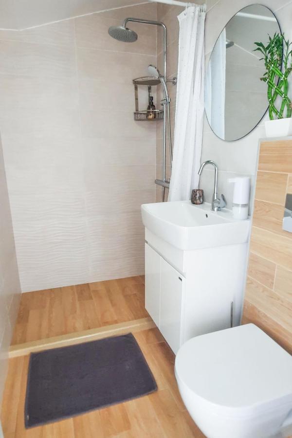 Shik & Chic In The Heart Of Burgas # 5Min From Beach # New Ngoại thất bức ảnh